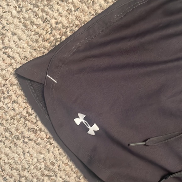 Gray Under Armour Shorts - Picture 3 of 4